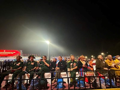 Cuộc gặp gỡ của quá khứ và hiện tại