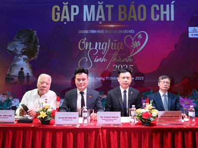 Lời nhắc nhở sống trọn đạo làm con khi còn có thể