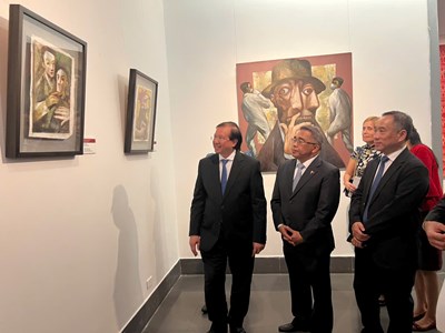 Triển lãm mỹ thuật  Việt Nam và Philippines