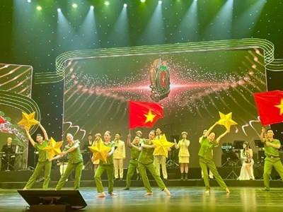 “Khát vọng sống trước kỷ nguyên mới”- Bản giao hưởng của niềm tin và tình yêu Tổ quốc