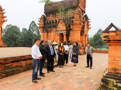  “Tổng kết các phương pháp tu bổ di tích tháp Chăm”- nhìn lại hơn 40 năm bảo tồn một loại hình di sản đặc sắc