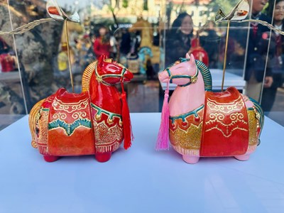 Khám phá “Ngựa về phố” với những tác phẩm độc bản tại Di tích Văn Miếu