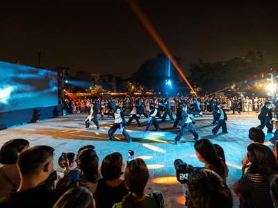 Kể câu chuyện biến đổi khí hậu qua vũ đạo “Nước“