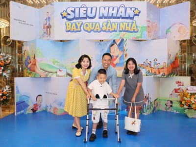 “Siêu nhân bay qua sàn nhà” - Hành trình văn chương kết nối những nụ cười và khát vọng hòa nhập