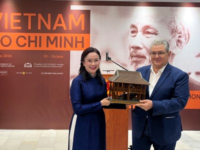 Trưng bày về Chủ tịch Hồ Chí Minh và Ngày Văn hóa Việt Nam tại Hy Lạp