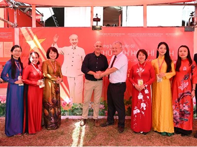 Đặc sắc chuỗi hoạt động văn hoá - khoa học tôn vinh Chủ tịch Hồ Chí Minh tại Cộng hòa Bồ Đào Nha