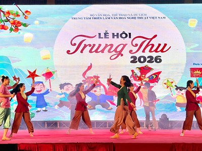 Rộn ràng đêm hội Trung thu 2026 tại Trung tâm Triển lãm Văn hóa Nghệ thuật Việt Nam