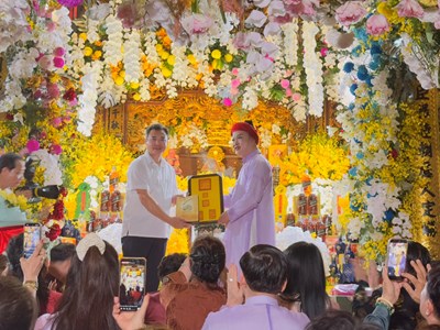 Liên hoan diễn xướng hầu Thánh – điểm nhấn tại Lễ hội mùa Thu Côn Sơn - Kiếp Bạc