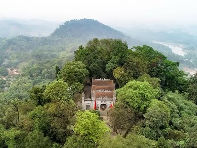 “Hào khí Lạc Hồng” – Đưa huyền sử cội nguồn lên sân khấu thực cảnh tại Đền Hùng