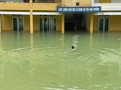 Không tổ chức khai giảng tại những nơi mưa lớn có nguy cơ sạt lở, ngập úng