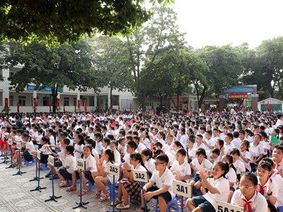 Hơn 23 triệu học sinh cả nước chào đón năm học mới