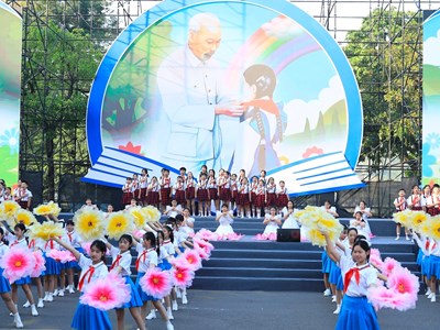 Sôi nổi Chương trình “Hành khúc học sinh Thủ đô”