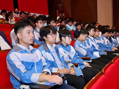 Chọn thí sinh tham gia đội tuyển quốc gia dự thi Olympic quốc tế và khu vực năm 2025