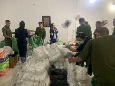 Đẩy mạnh cao điểm đấu tranh ngăn chặn hàng giả