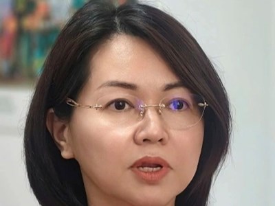 Khởi tố, bắt tạm giam Cục trưởng Cục An toàn thực phẩm Bộ Y tế Trần Việt Nga