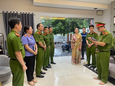 Khởi tố Nguyễn Văn Vi và Trần Thị Hương Giang về tội “Trốn thuế” 