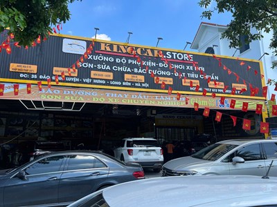 Hà Nội: Dịch vụ sửa chữa xe “vỡ trận”