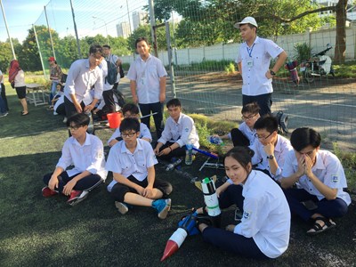 Ban hành chương trình giáo dục nâng cao các môn chuyên tại THPT chuyên