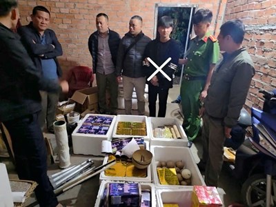 Sản xuất gần 2 tạ pháo nổ tại nhà, nam thanh niên ở Đắk Lắk bị khởi tố