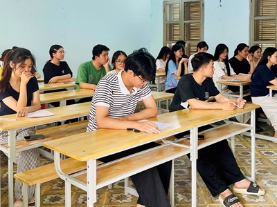 Hơn 1,22 triệu thí sinh làm thủ tục dự thi tốt nghiệp THPT năm 2026