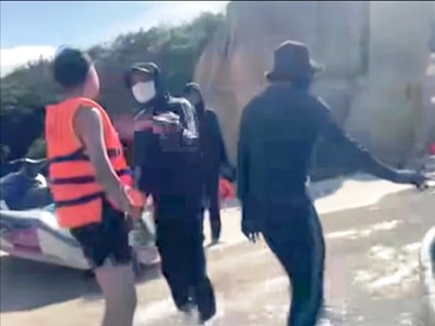 Chủ tịch tỉnh Ninh Thuận chỉ đạo nhanh chóng làm rõ vụ nữ du khách bị hành hung 