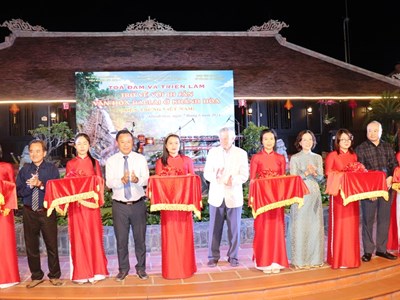 Tọa đàm và triển lãm ảnh “Trở về với di sản văn hóa Raglai”  