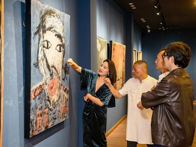 Triển lãm nghệ thuật tranh sơn mài “Mộng bình thường“