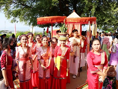 Rộn ràng Lễ hội Katê