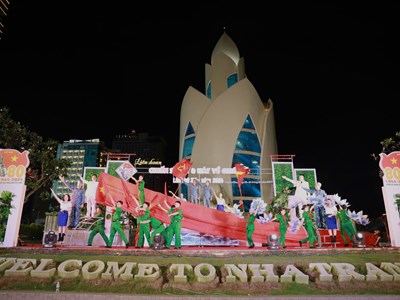 Khai mạc Liên hoan Chiến sĩ hát và hát về chiến sĩ 