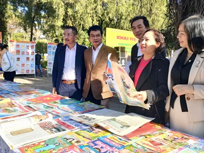 Khai mạc Hội báo Xuân Ất Tỵ 2025