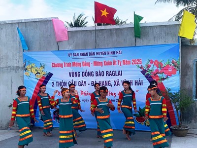 Đồng bào Raglai vui Xuân, đón Tết 