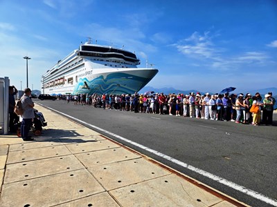 Du lịch tàu biển khởi sắc trở lại