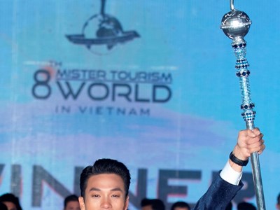 Nguyễn Hữu Hưng giành ngôi vị Nam vương Du lịch Thế giới 2025