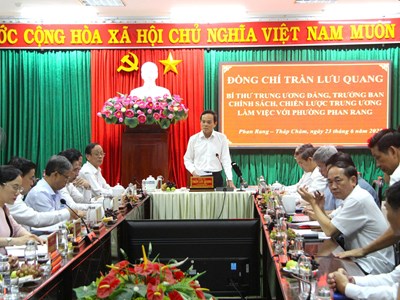 Kiểm tra công tác vận hành chính quyền 2 cấp tại Khánh Hòa và Ninh Thuận