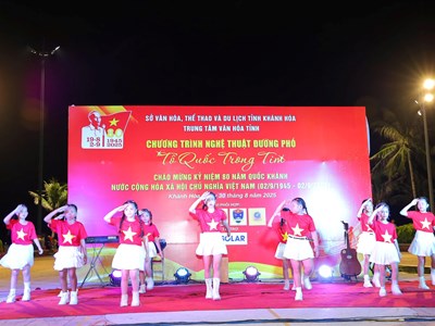 Khánh Hòa: Chương trình nghệ thuật “Tổ quốc trong tim” chào mừng Quốc khánh