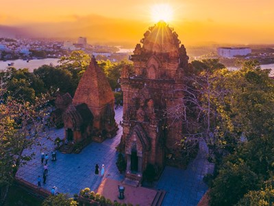 Nhịp cầu kết nối giữa di sản và cộng đồng