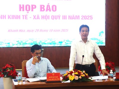 Khánh Hòa: Chín tháng năm 2025, GRDP tăng 7,0%, thu ngân sách vượt dự toán