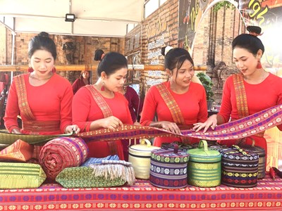 Sáu tỉnh, thành tham gia Ngày hội Văn hóa dân tộc Chăm lần thứ VI