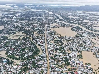 Khánh Hòa oằn mình trong mưa lũ lịch sử