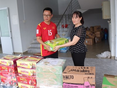 Khánh Hòa: Hỗ trợ 4 tấn nhu yếu phẩm đến bà con vùng lũ