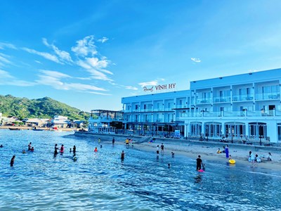 Khánh Hòa: Du lịch tăng trưởng ấn tượng, vượt qua khó khăn mưa lũ