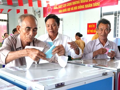 Khánh Hòa: Cử tri gửi gắm kỳ vọng vào dự án Điện hạt nhân trong ngày bầu cử