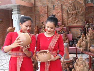 Bộ VHTTDL ấn định tổ chức Ngày hội Văn hóa dân tộc Chăm lần thứ VI tại Khánh Hòa 