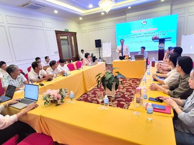 Khánh Hòa:  Bồi dưỡng kĩ năng số và ứng dụng AI cho 30 nhà báo, phóng viên