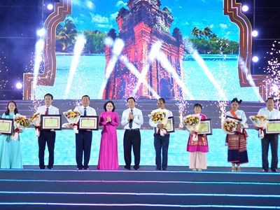 Bế mạc Ngày hội Văn hóa dân tộc Chăm lần thứ VI năm 2026