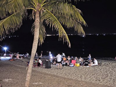 Khánh Hòa: Bãi biển giáp ranh Ninh Chử - Đông Hải bị ô nhiễm bởi tiếng ồn và rác thải