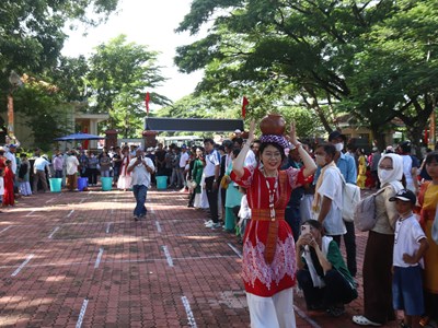 Rộn ràng các hoạt động văn hóa, thể thao tại Lễ hội Katê 
