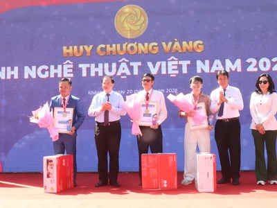 Vinh danh 32 tác phẩm xuất sắc tại Giải Ảnh nghệ thuật Việt Nam 2026