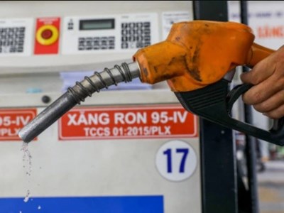 Giá xăng dầu hôm nay 17.8.2025: Thế giới ổn định, trong nước giữ nguyên