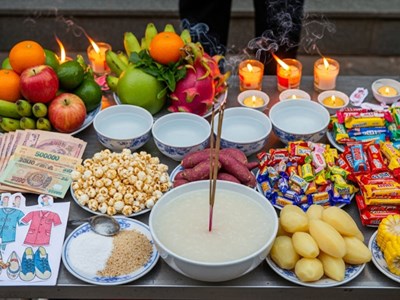 Hướng dẫn chuẩn bị mâm cúng cô hồn tháng 7 chi tiết nhất
